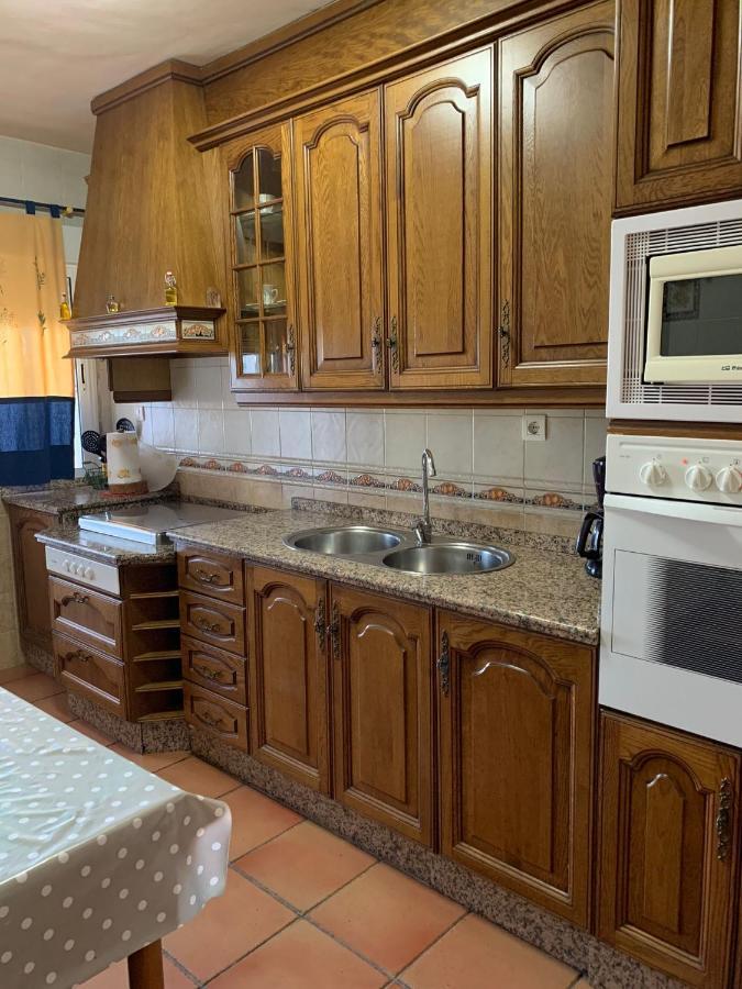 Apartamento Turistico El Esquilon Calzadilla Екстер'єр фото